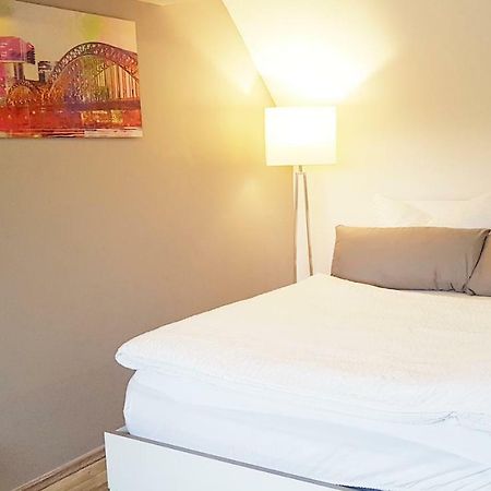 Zwei Schicke Apartments Mit Parkplatz 쾰른 외부 사진